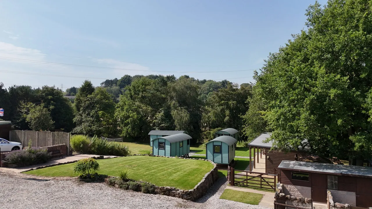Holly Grove, Farm Thorney Edge, ST9, photo 17