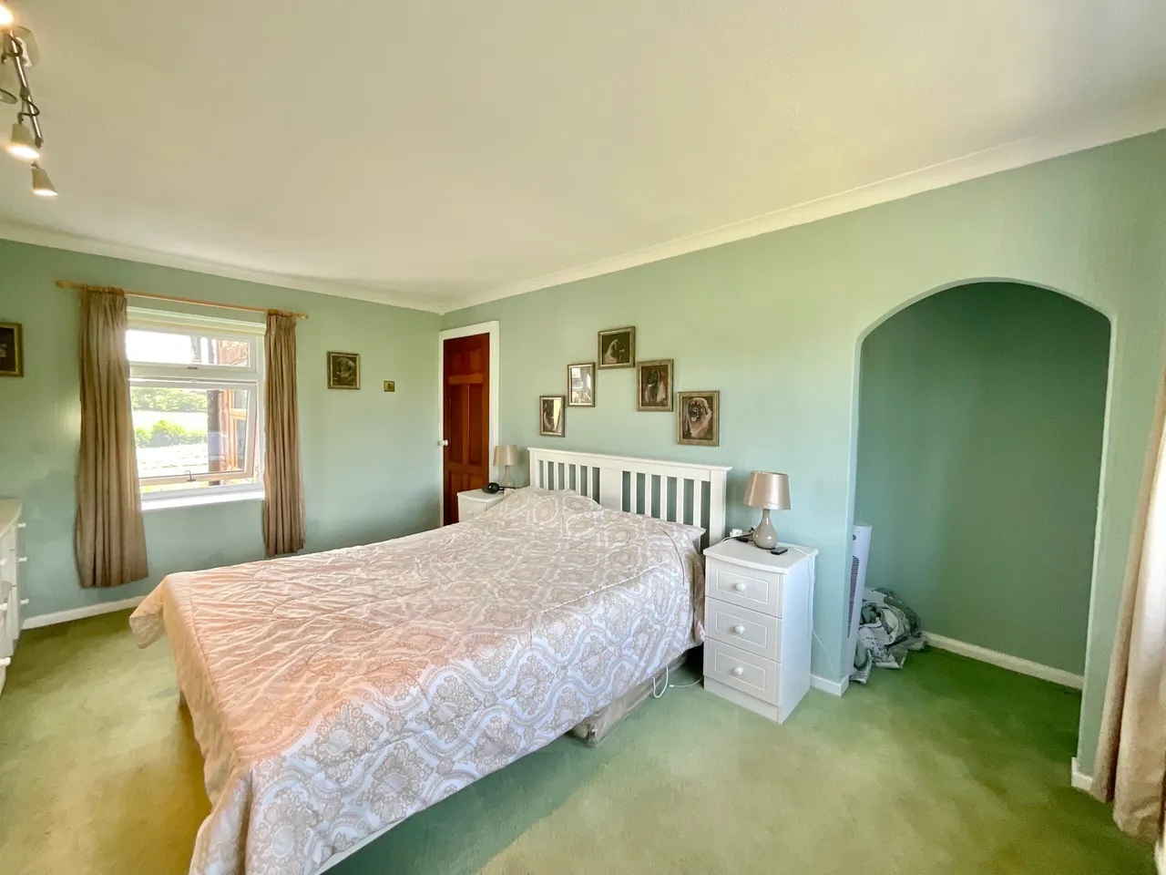 Holly Grove, Farm Thorney Edge, ST9, photo 12