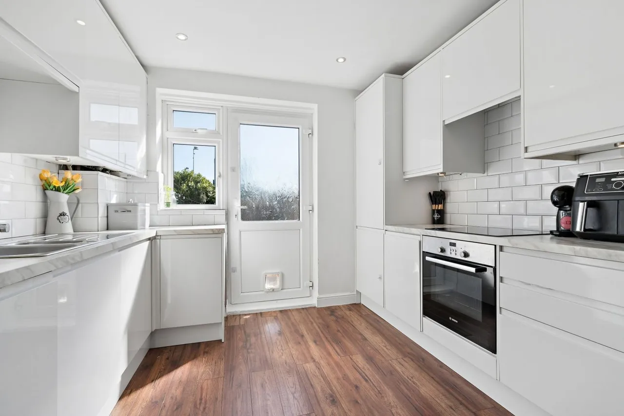 Winchcombe Road, Carshalton, SM5, photo 2