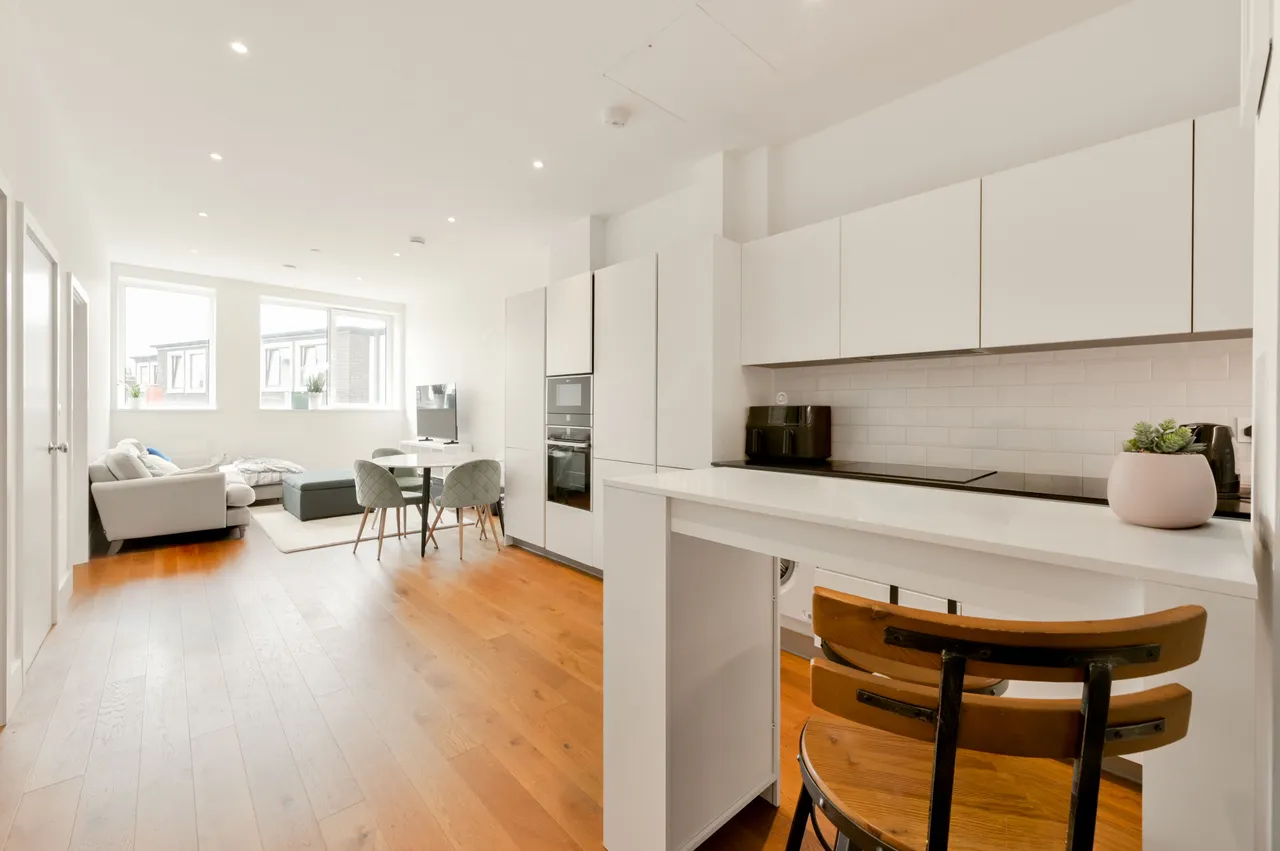 1 bed flat for sale — 53 Acton Town Hall Apartments, Winchester Street, London