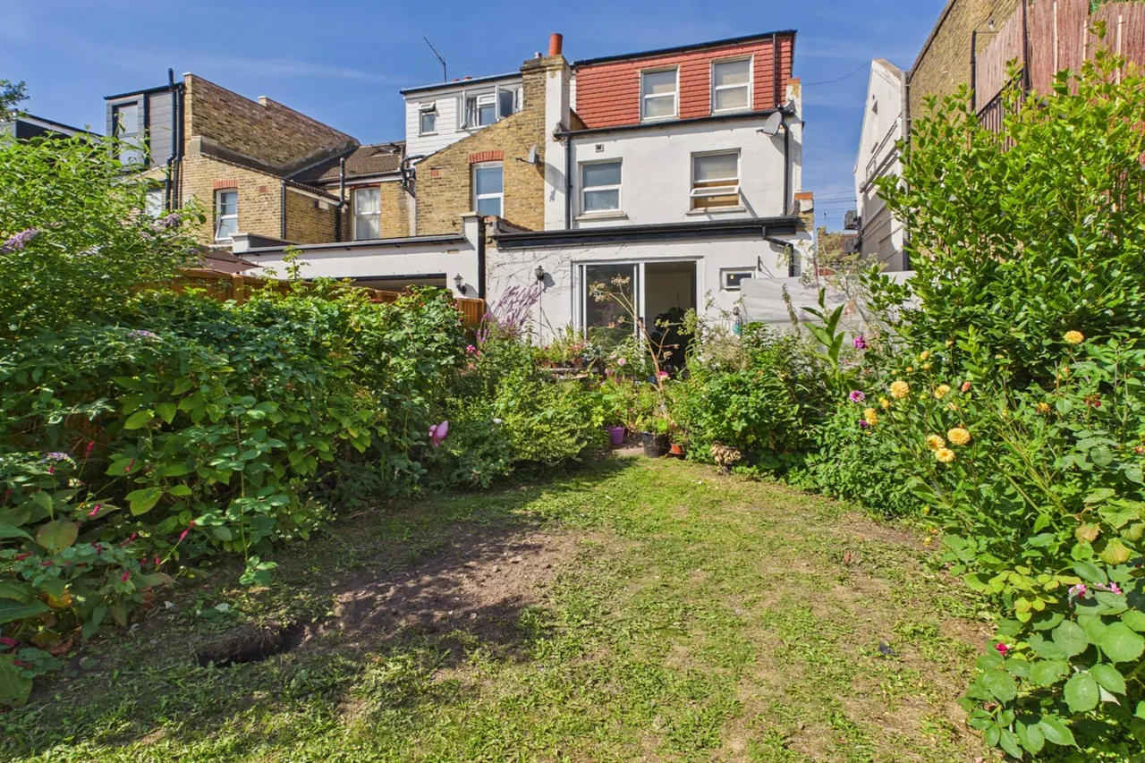 London, SW19 1HG, photo 3
