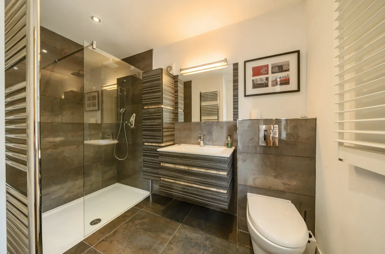 Brewery Road, Horsell, GU21, photo 12