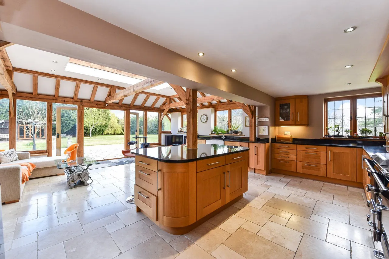 West Chiltington Lane, Billingshurst, West Sussex, RH14 9DP, photo 4