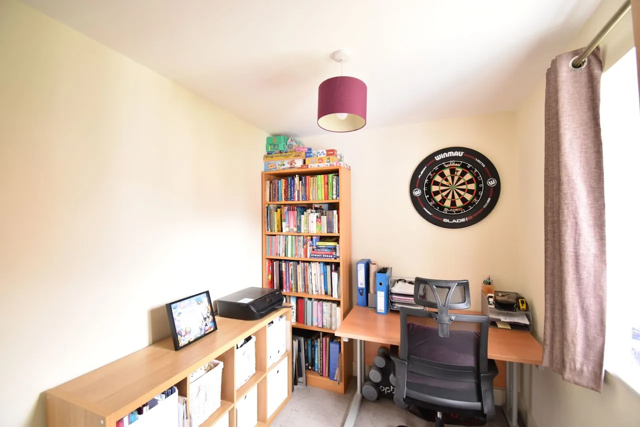Alexander Road, Harrietsham, photo 11