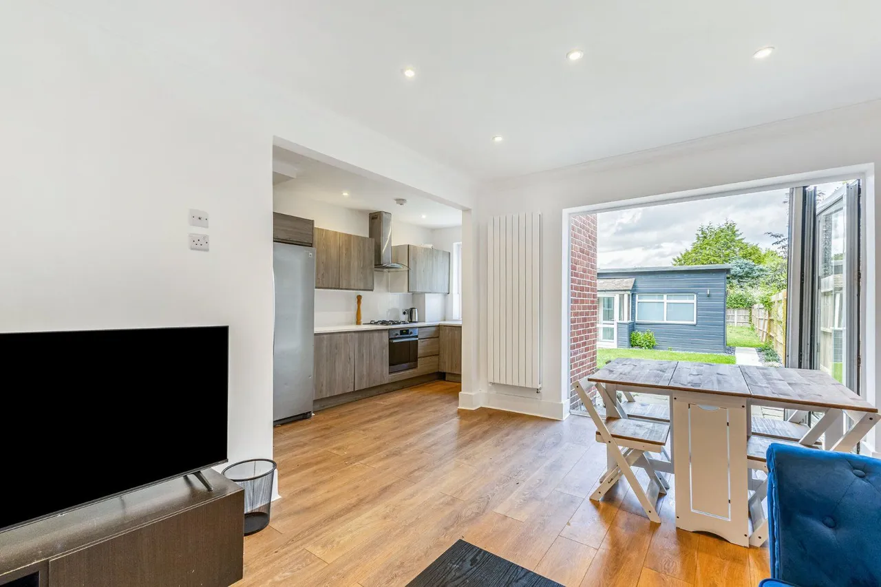 Chobham Road, Sunningdale, Berkshire, SL5 0HQ, photo 6