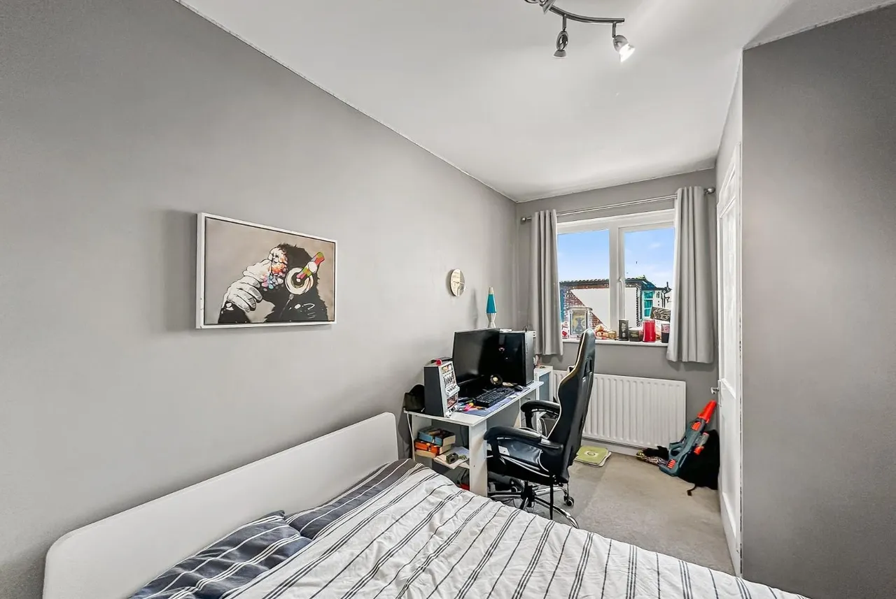 Glen Rise, Timperley, Cheshire WA15 7SH, photo 12