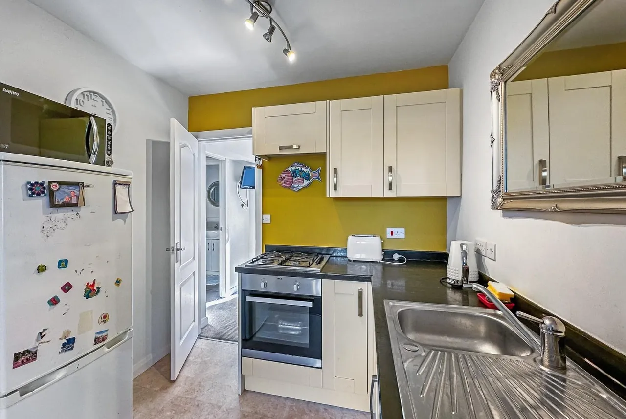 Glen Rise, Timperley, Cheshire WA15 7SH, photo 20