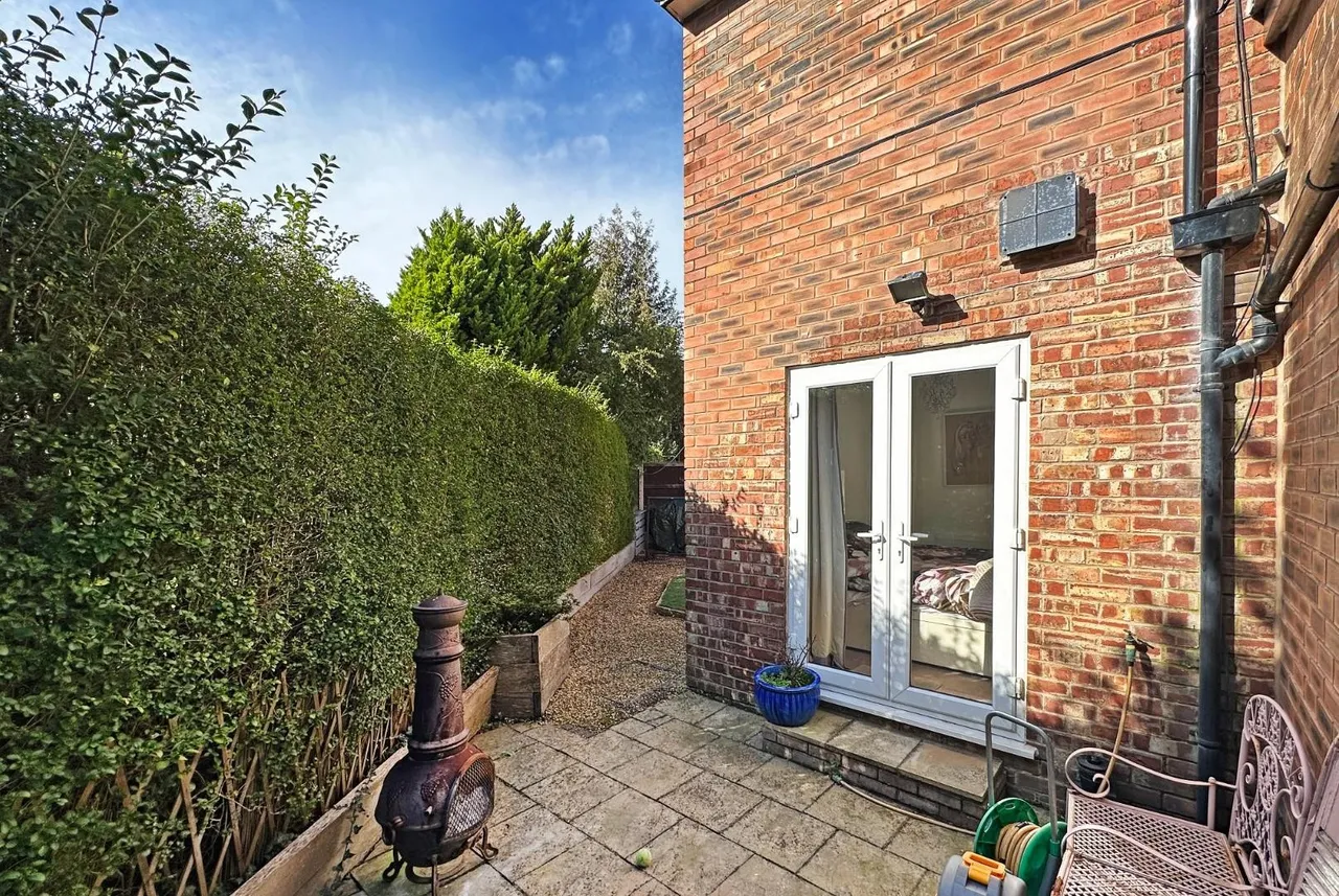 Glen Rise, Timperley, Cheshire WA15 7SH, photo 27