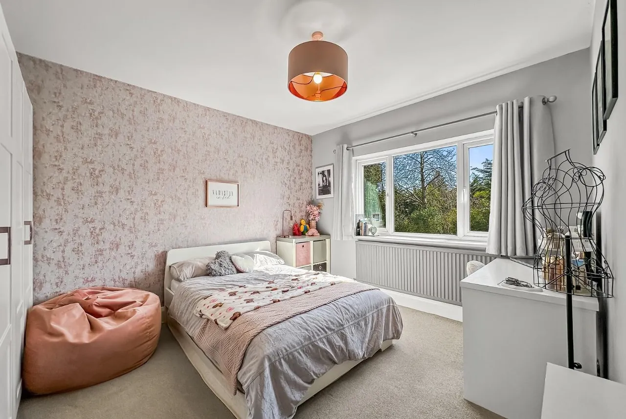 Glen Rise, Timperley, Cheshire WA15 7SH, photo 11