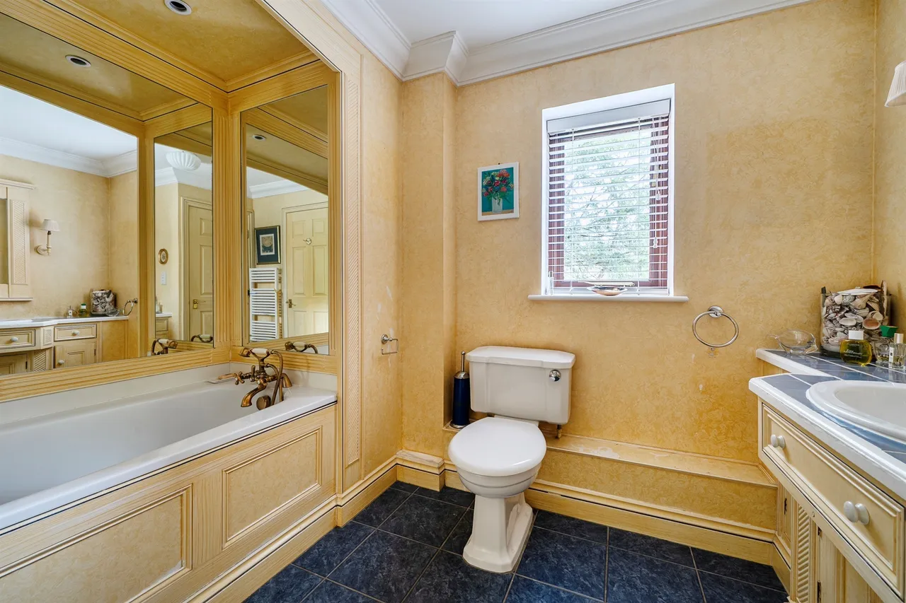 Derek Road, Maidenhead, photo 9