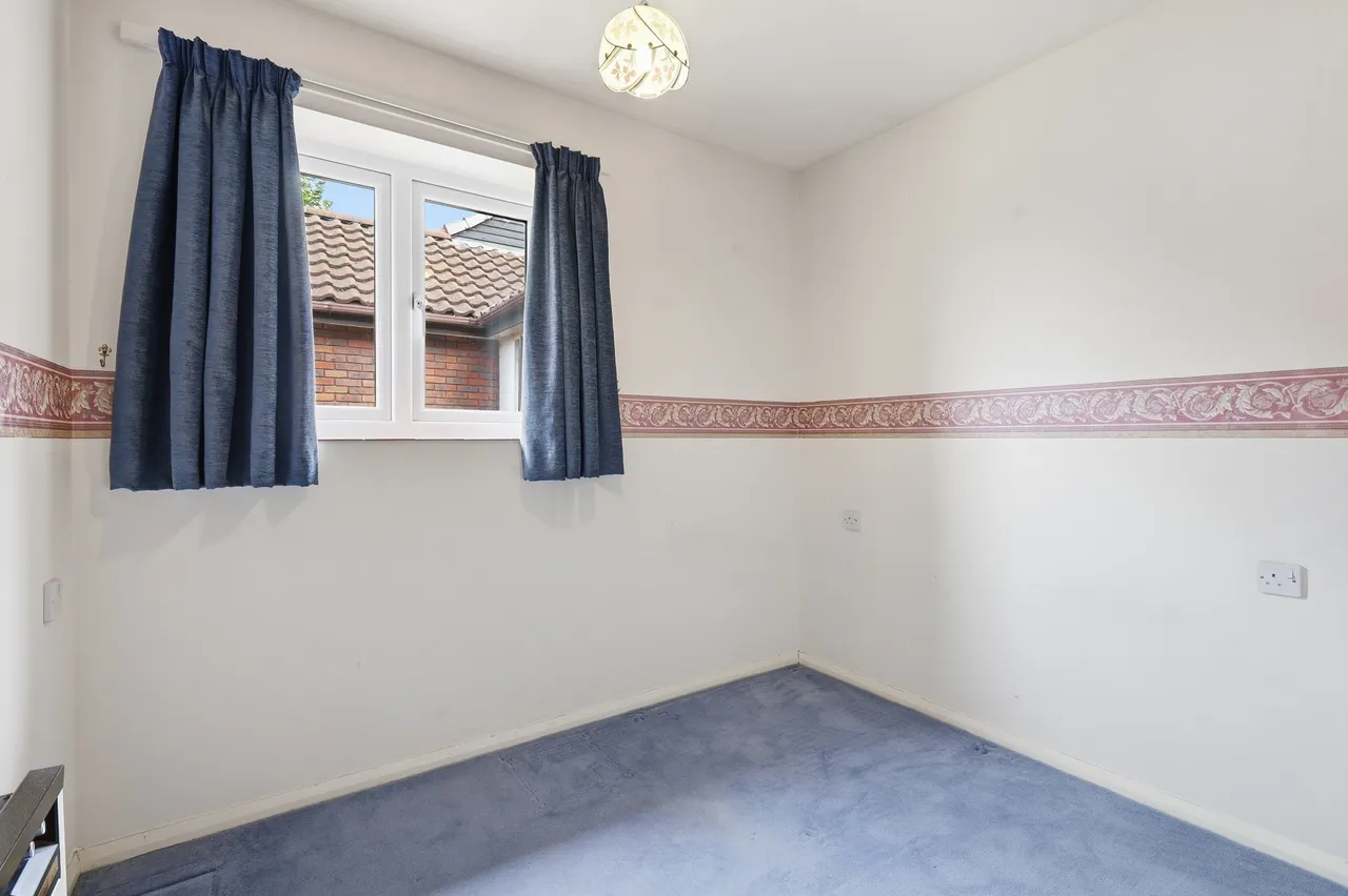 Cobbins Bank, Waltham Abbey, EN9, photo 5