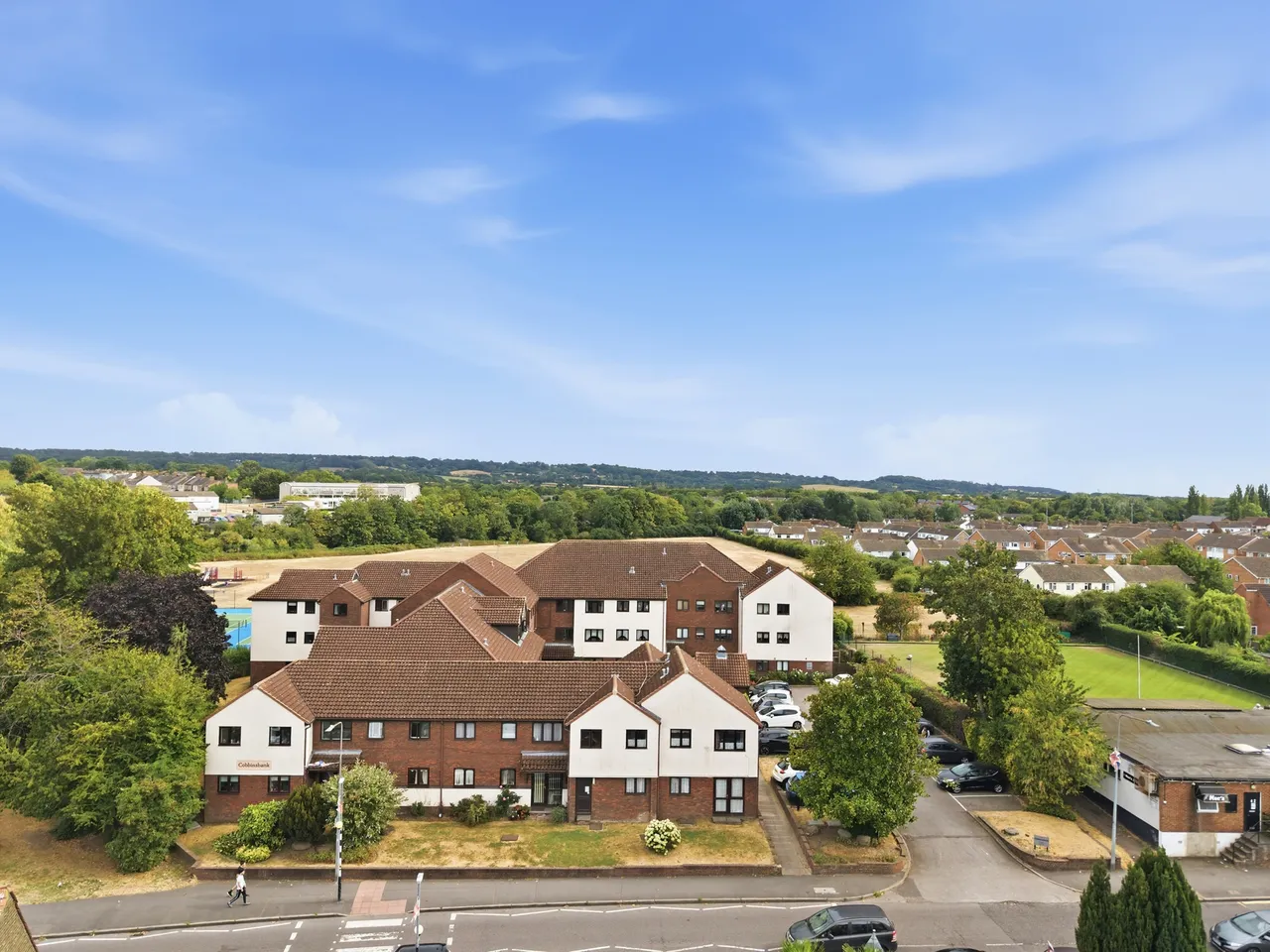 Cobbins Bank, Waltham Abbey, EN9, photo 7