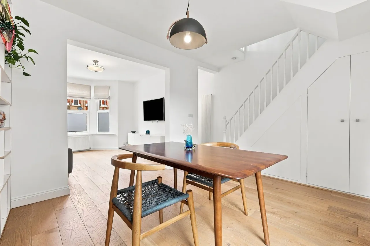 Adelaide Road, Leyton, E10, photo 8