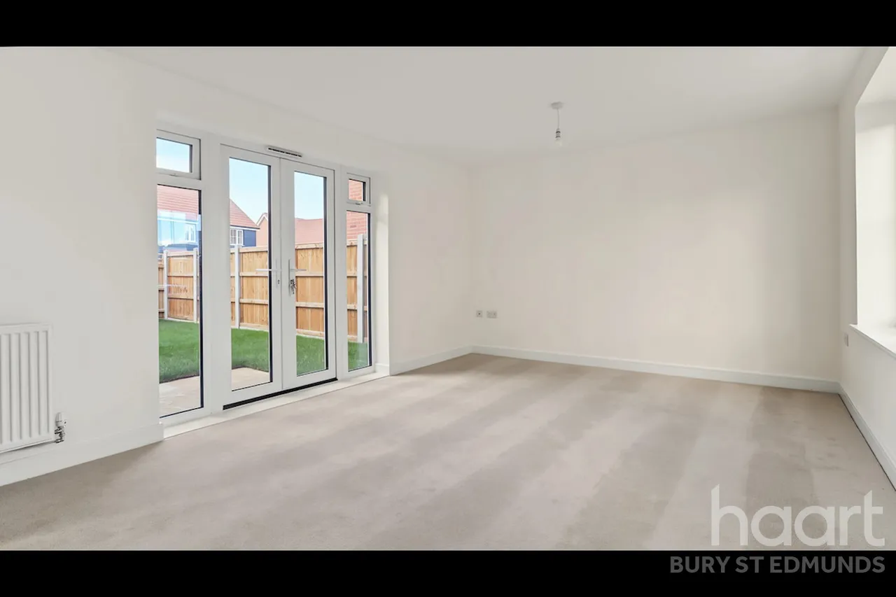 Saltsman Road, Bury St Edmunds, IP32, photo 5