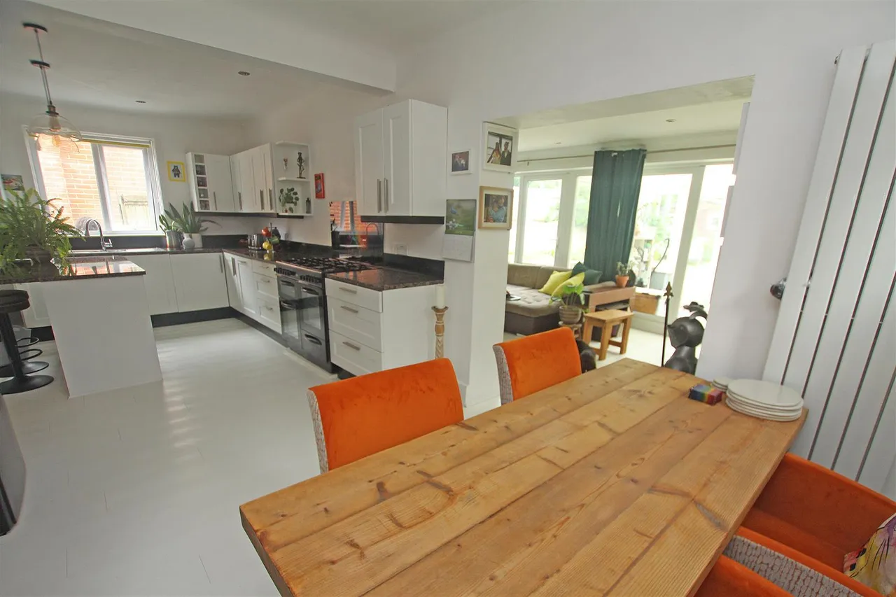 Forest View Road, Bournemouth, photo 7