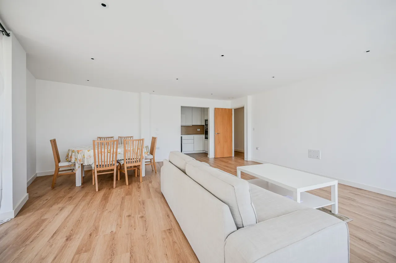 70 Rivulet Apartments, Devan Grove, London, photo 6