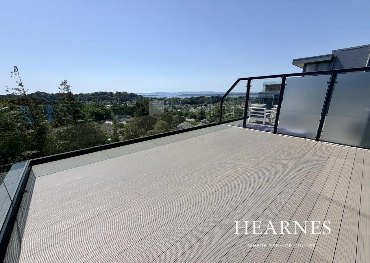 2 bed flat for sale, Olympus, BH14