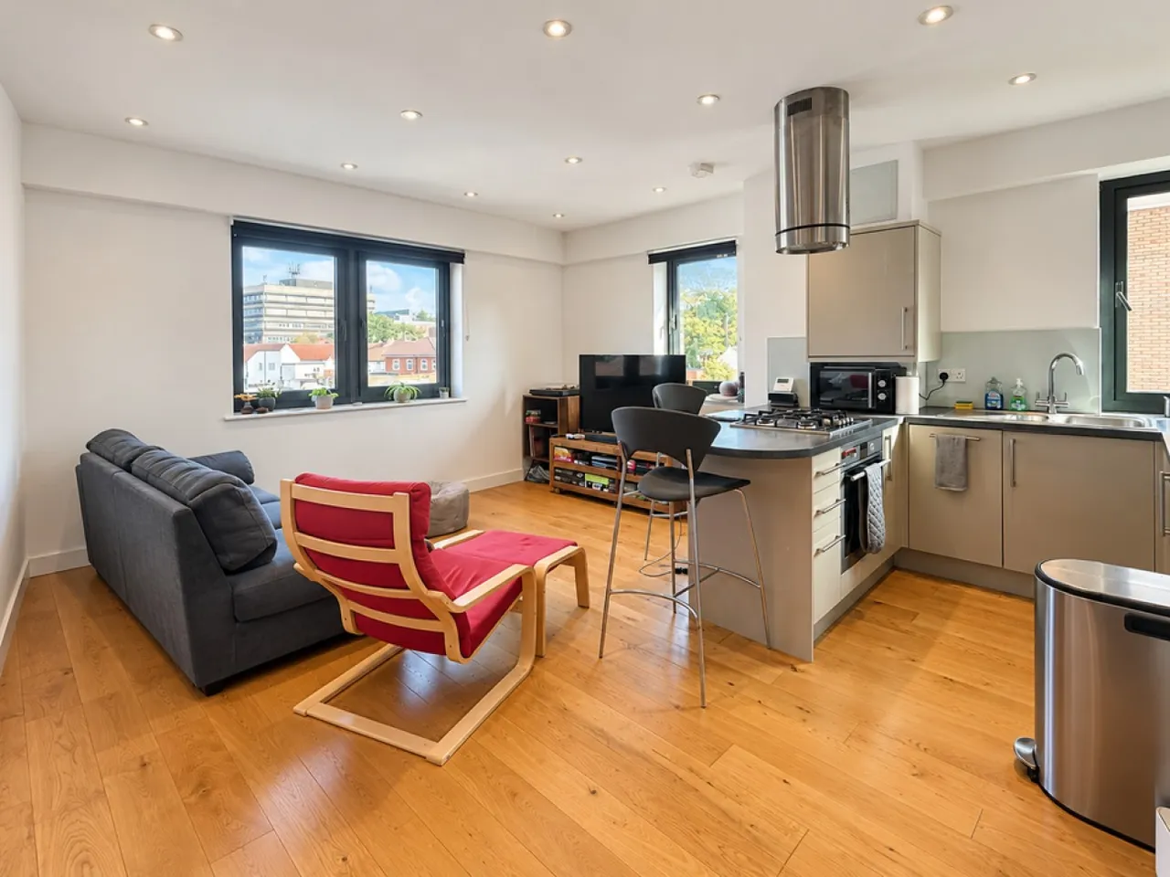 Kensington House, Corner Hall, HP3, photo 2