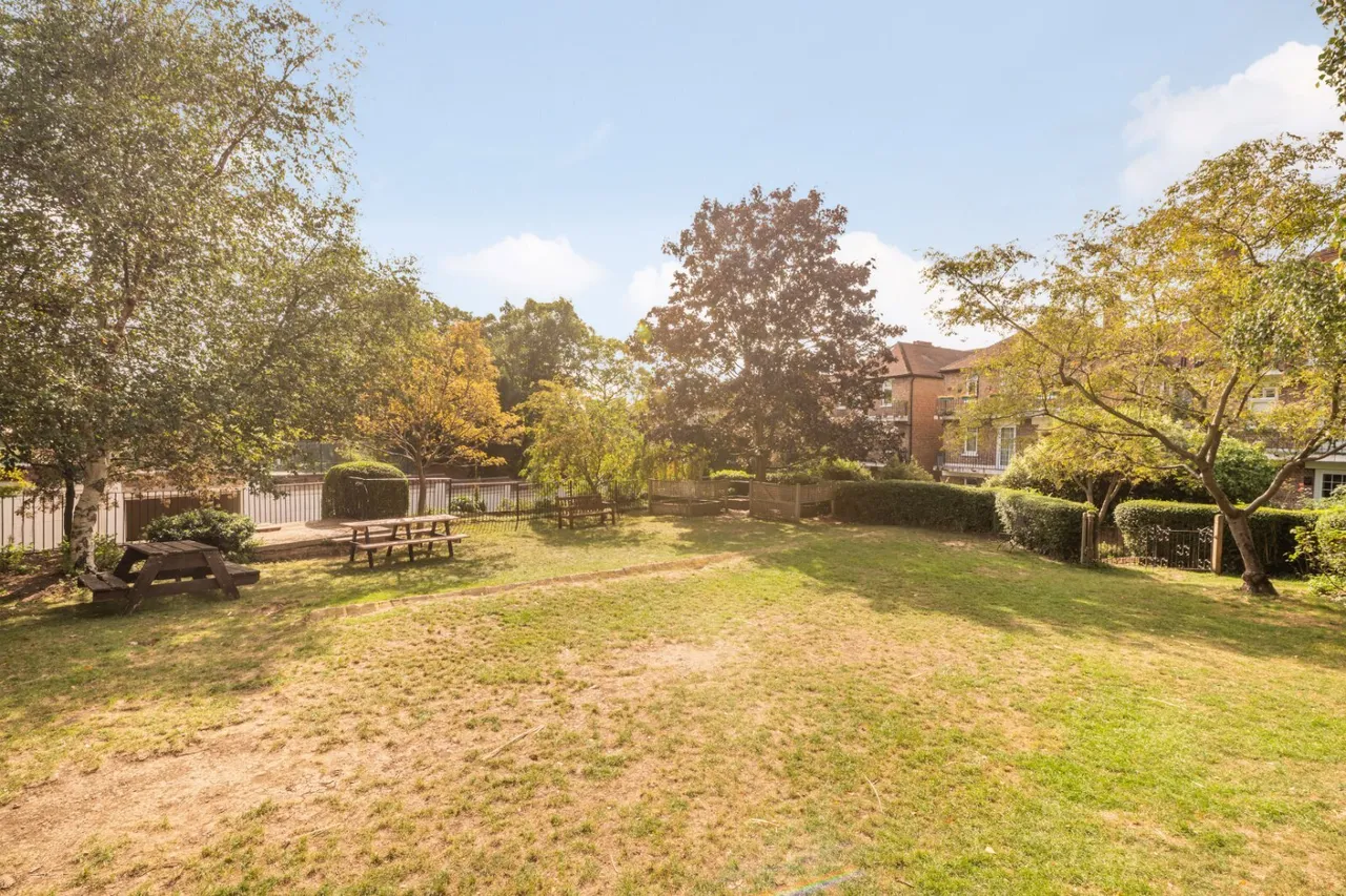 Cholmley Gardens, West Hampstead, NW6, photo 16