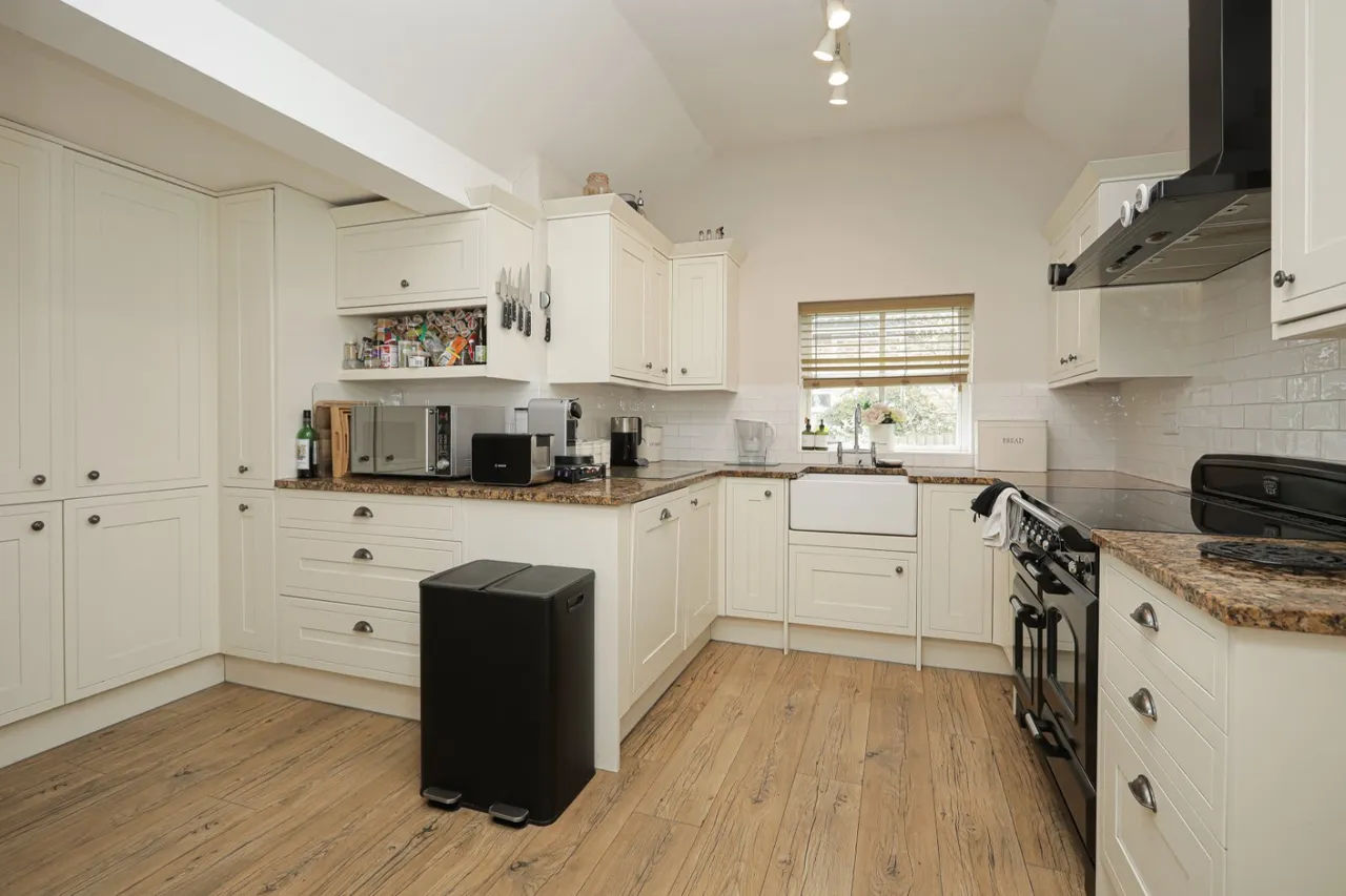 Faversham Road, Boughton Aluph, TN25, photo 10