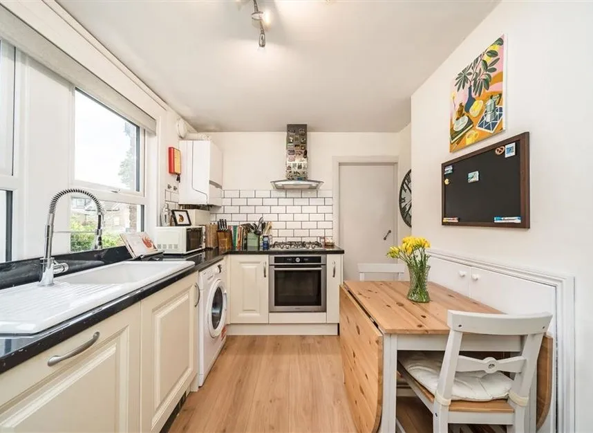 Algiers Road, Ladywell, SE13, photo 5