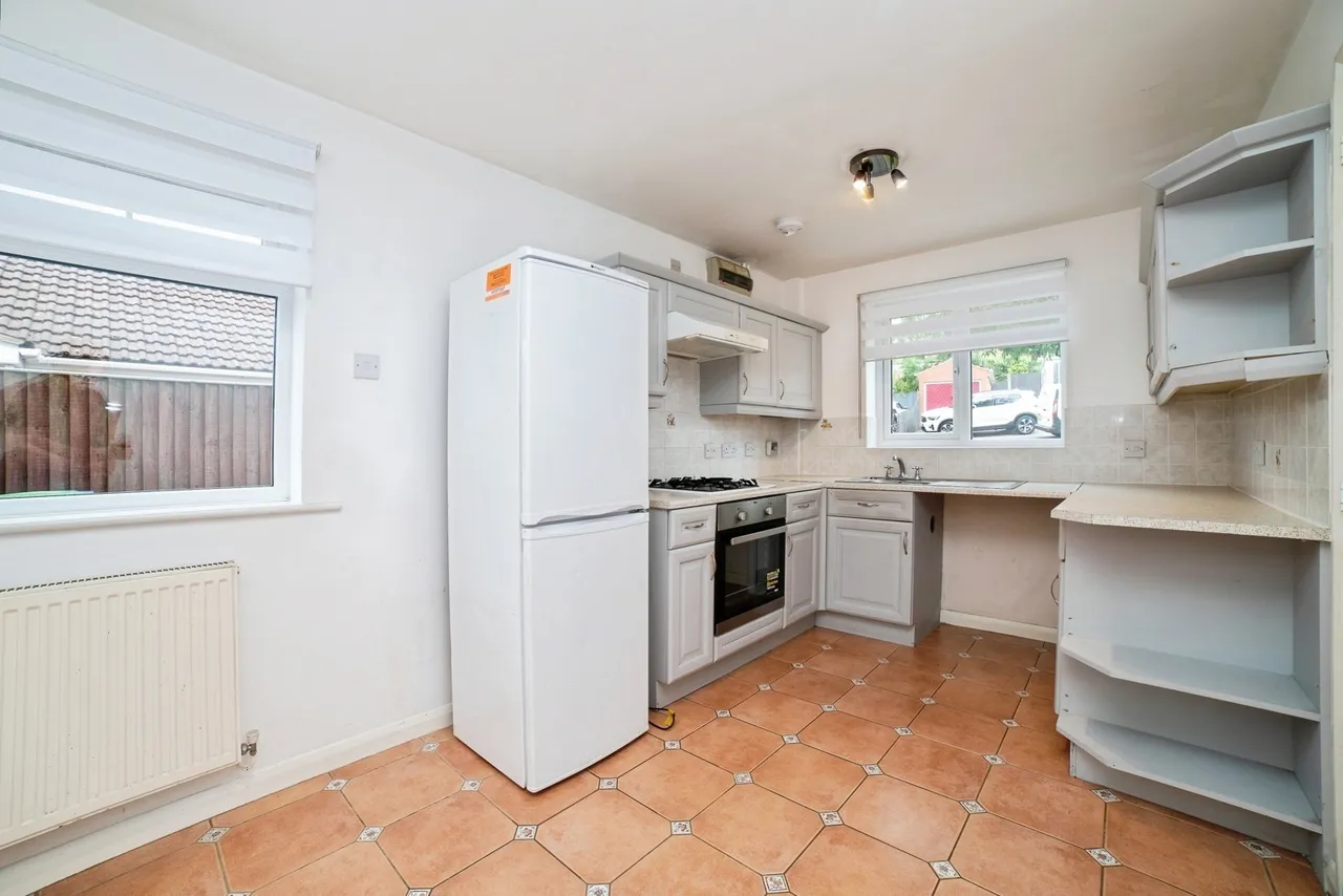 Farnsworth Grove, Huthwaite, Sutton-in-Ashfield, Nottinghamshire, NG17, photo 6