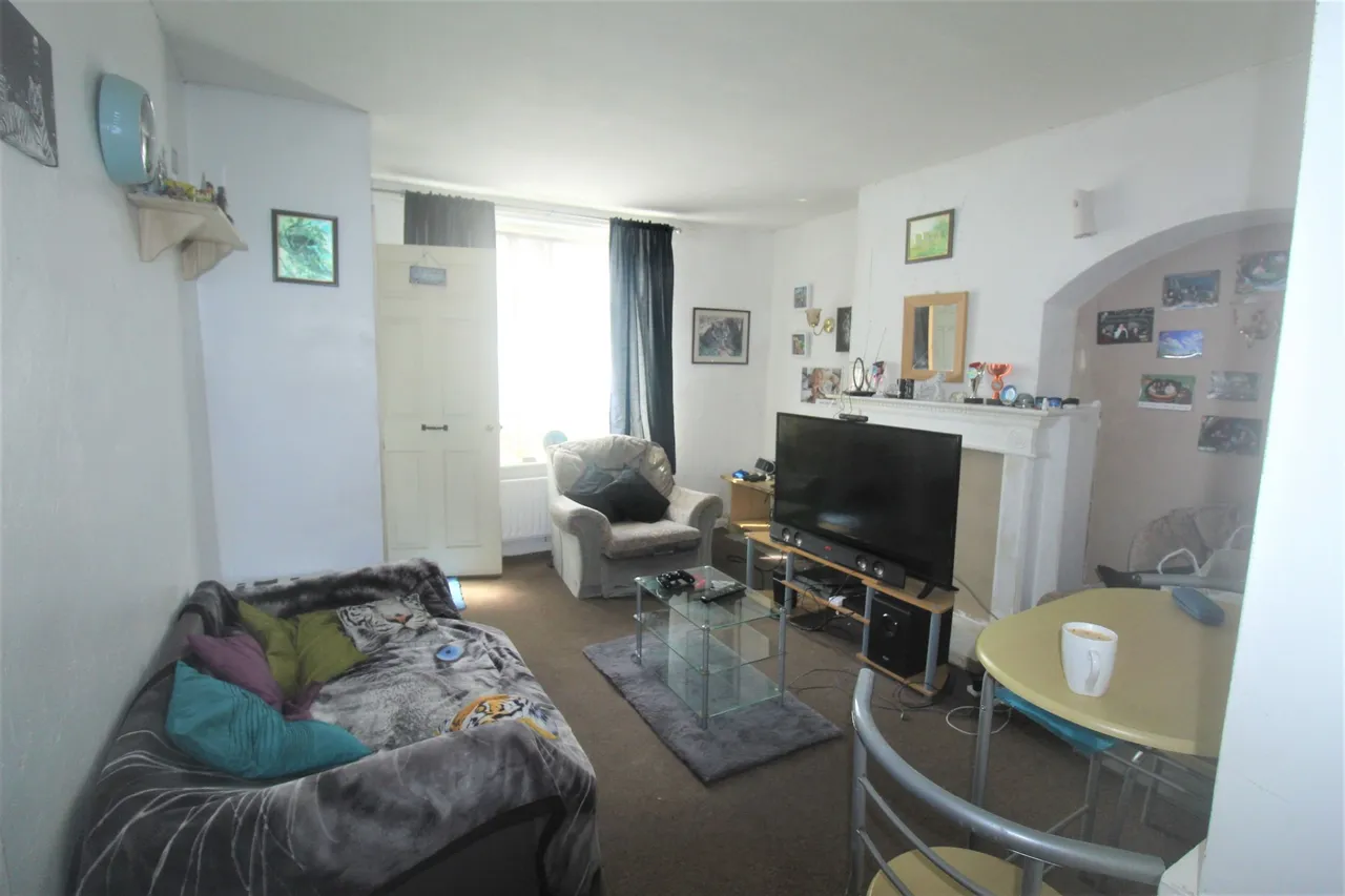 Oxlow Lane, Dagenham, Essex, RM10 7XX, photo 3