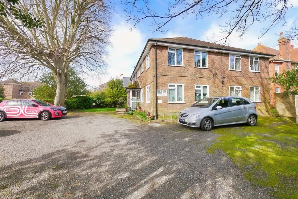 1 bed flat for sale, Beccles Road, BN11