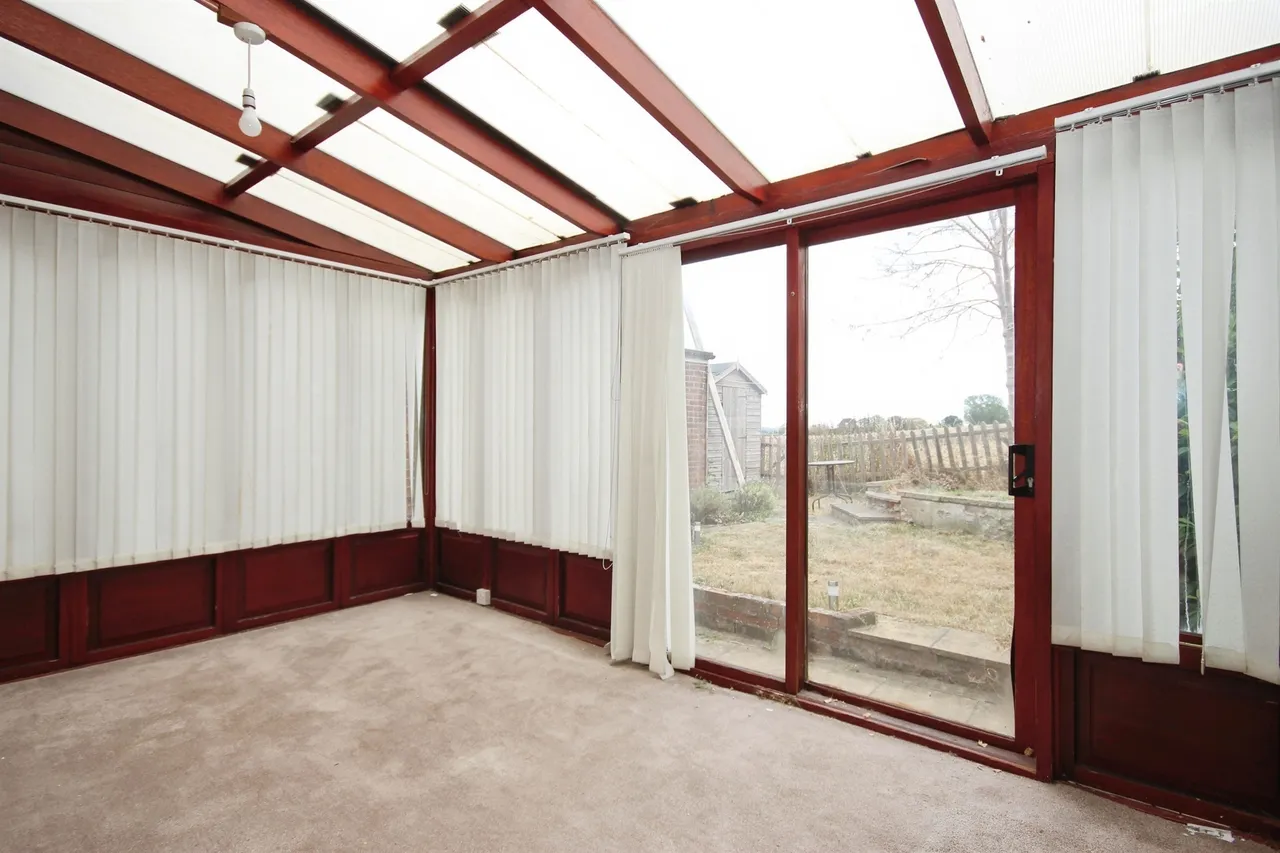 Chichester Lane, Hampton Magna, CV35, photo 16
