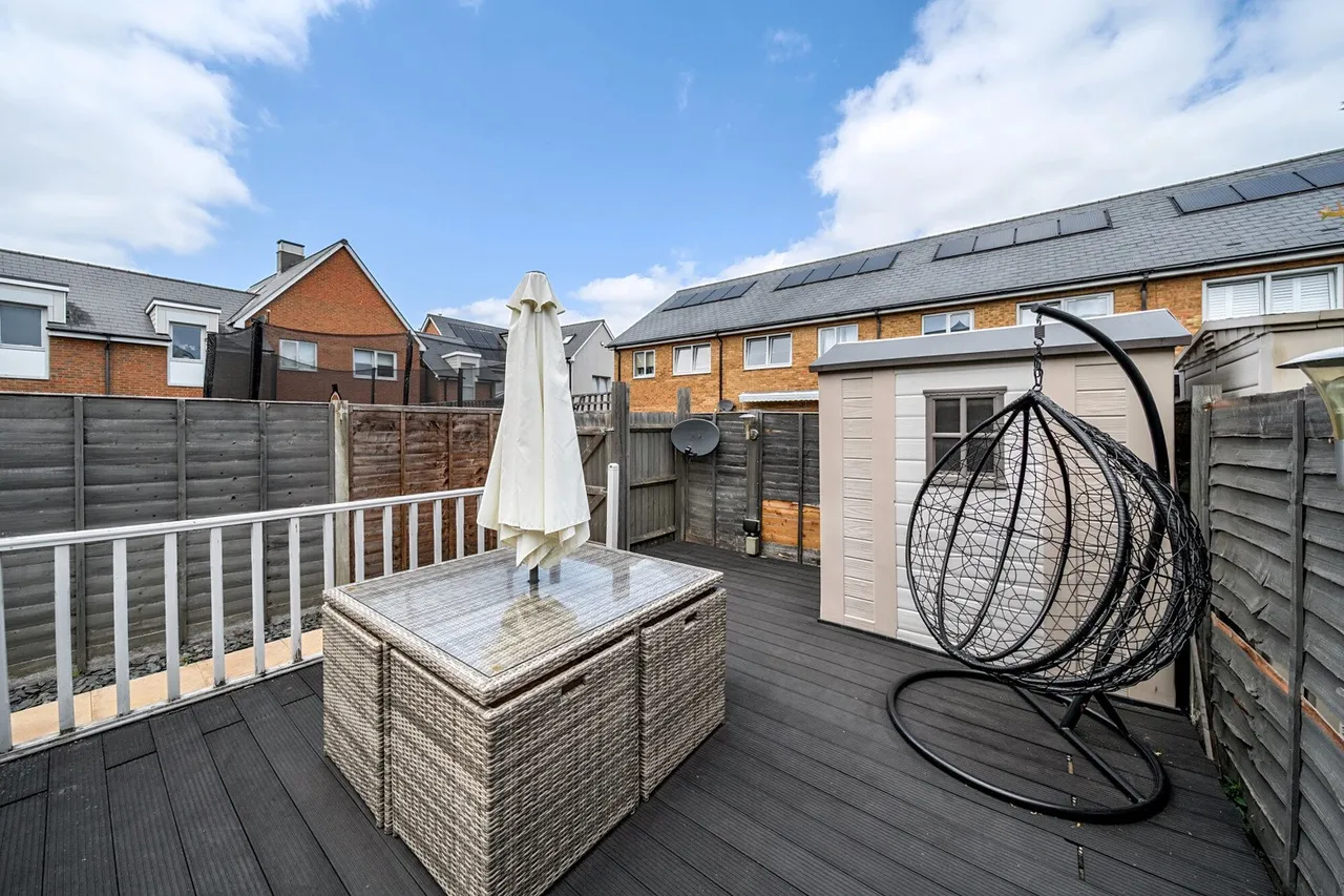Ashmead Court, Kent, DA9, photo 10