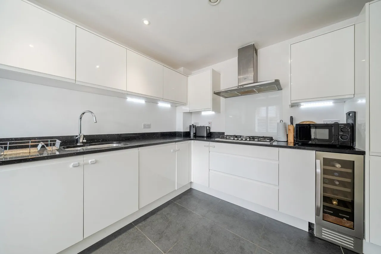 Ashmead Court, Kent, DA9, photo 12