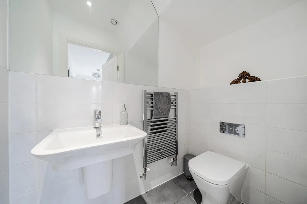 Ashmead Court, Kent, DA9, photo 14