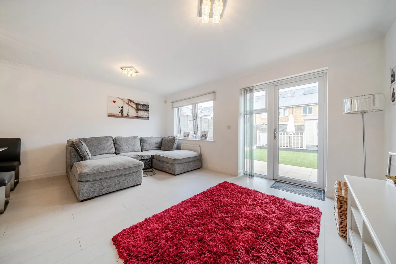 Ashmead Court, Kent, DA9, photo 17