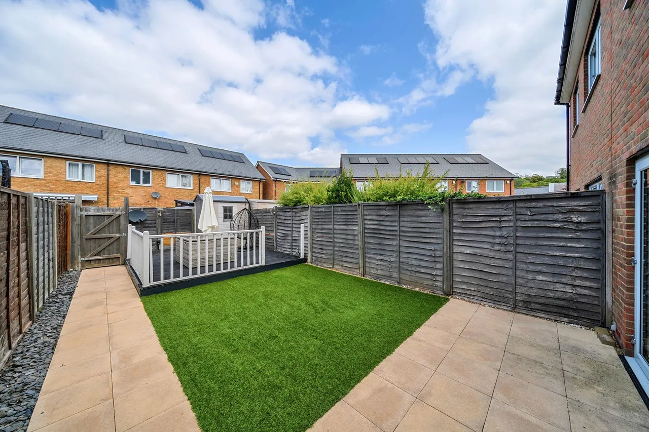 Ashmead Court, Kent, DA9, photo 22
