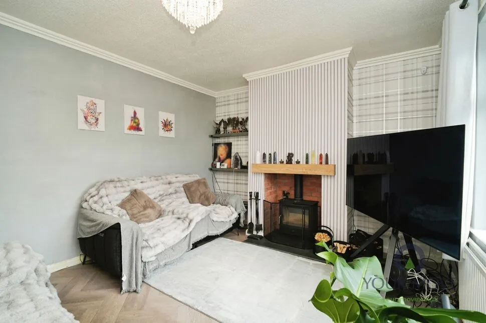 Oakworth Croft, Oldham, OL4, photo 3