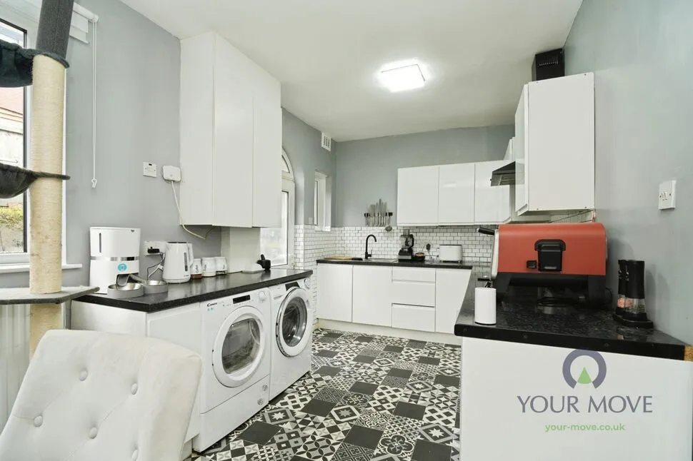 Oakworth Croft, Oldham, OL4, photo 4