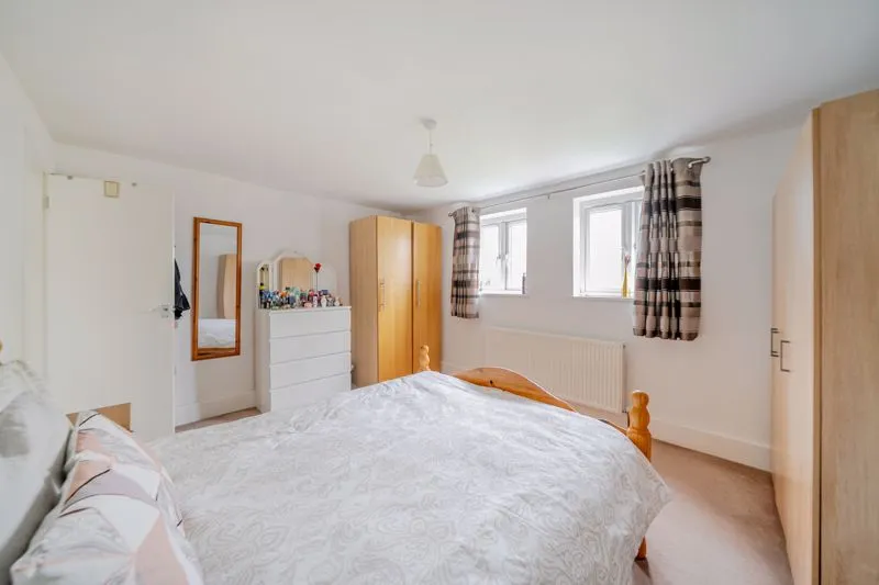 Downland Close, Coulsdon CR5 2QH, photo 11