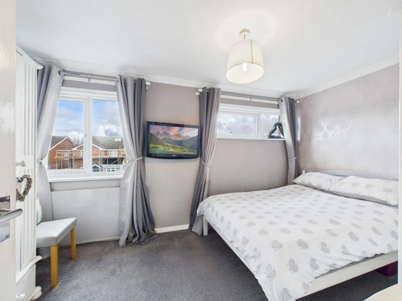 Smugglers Way, Barns Green, photo 9