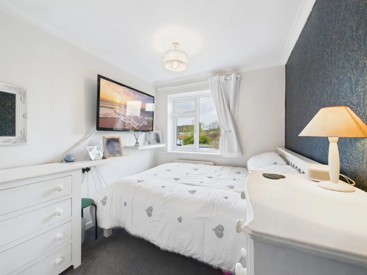 Smugglers Way, Barns Green, photo 11