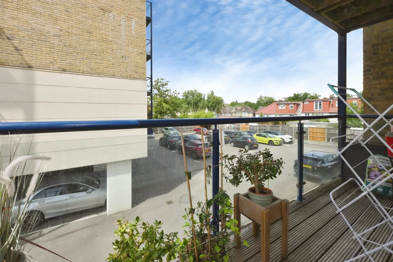 Taverners Way, Hoddesdon, EN11, photo 15