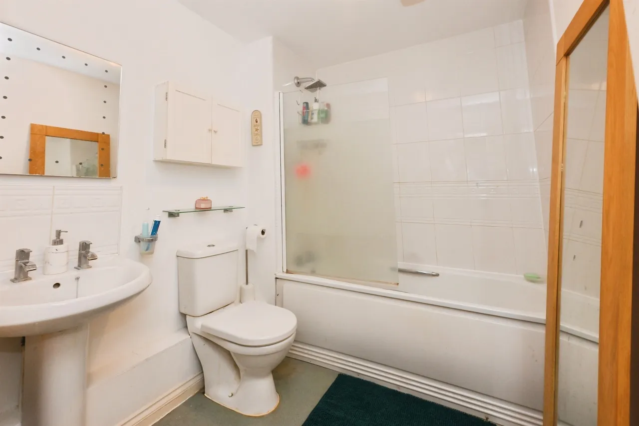 Taverners Way, Hoddesdon, EN11, photo 9