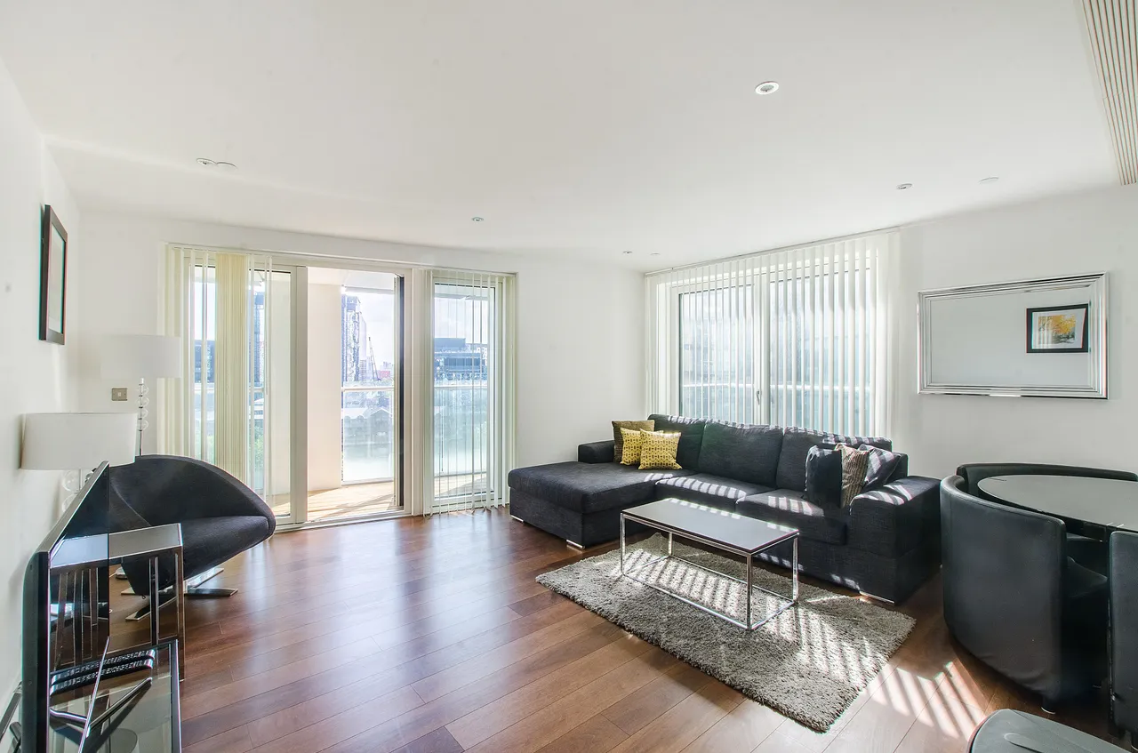 2 bed flat to rent — Apartment 1005, Talisman Tower, 6 Lincoln Plaza, London