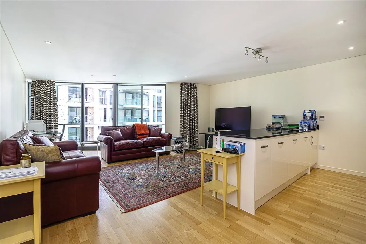 2 bed flat for sale, Hermitage Street, London, W2
