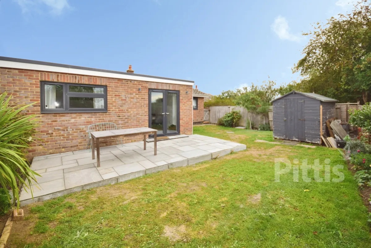 Ronstan Gardens, Freshwater, PO40, photo 14