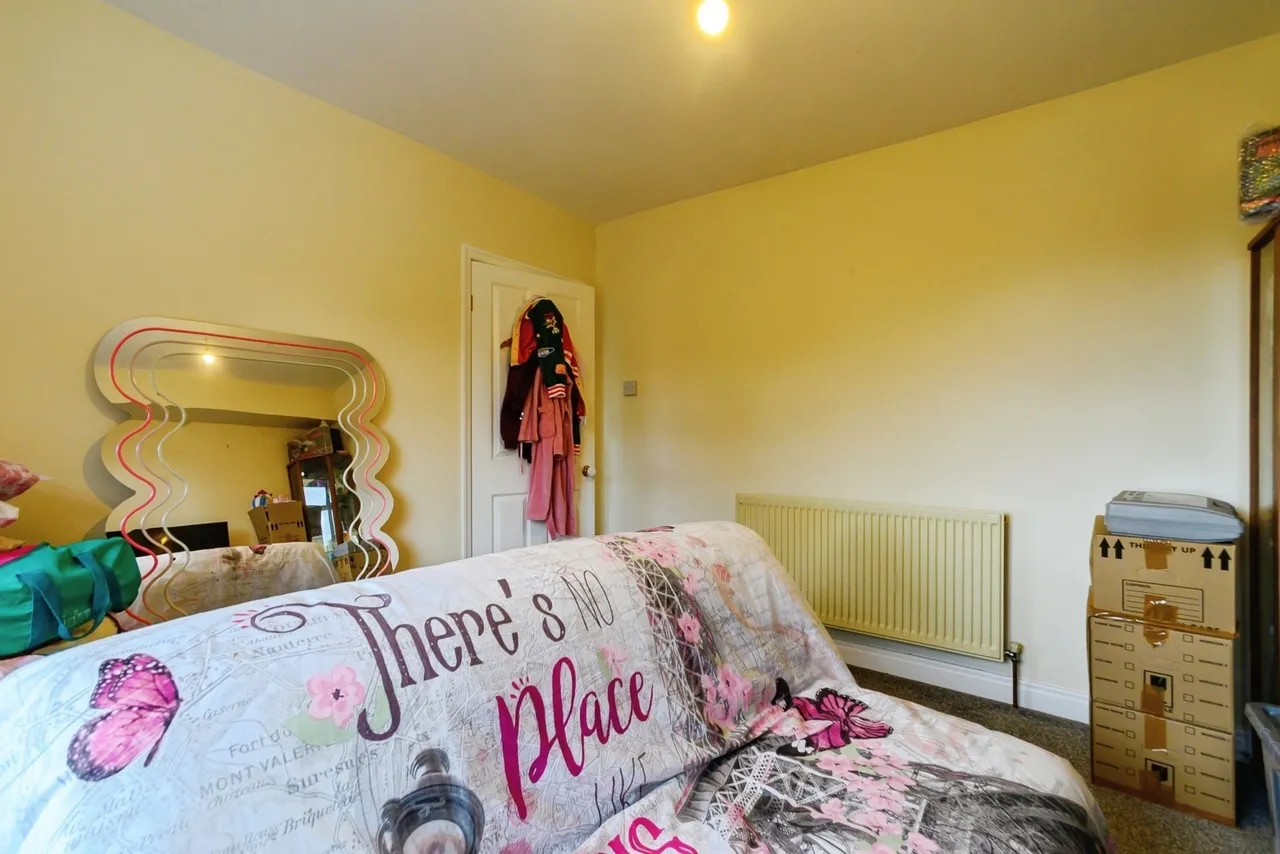 Douglas Avenue, Bury, BL8, photo 13