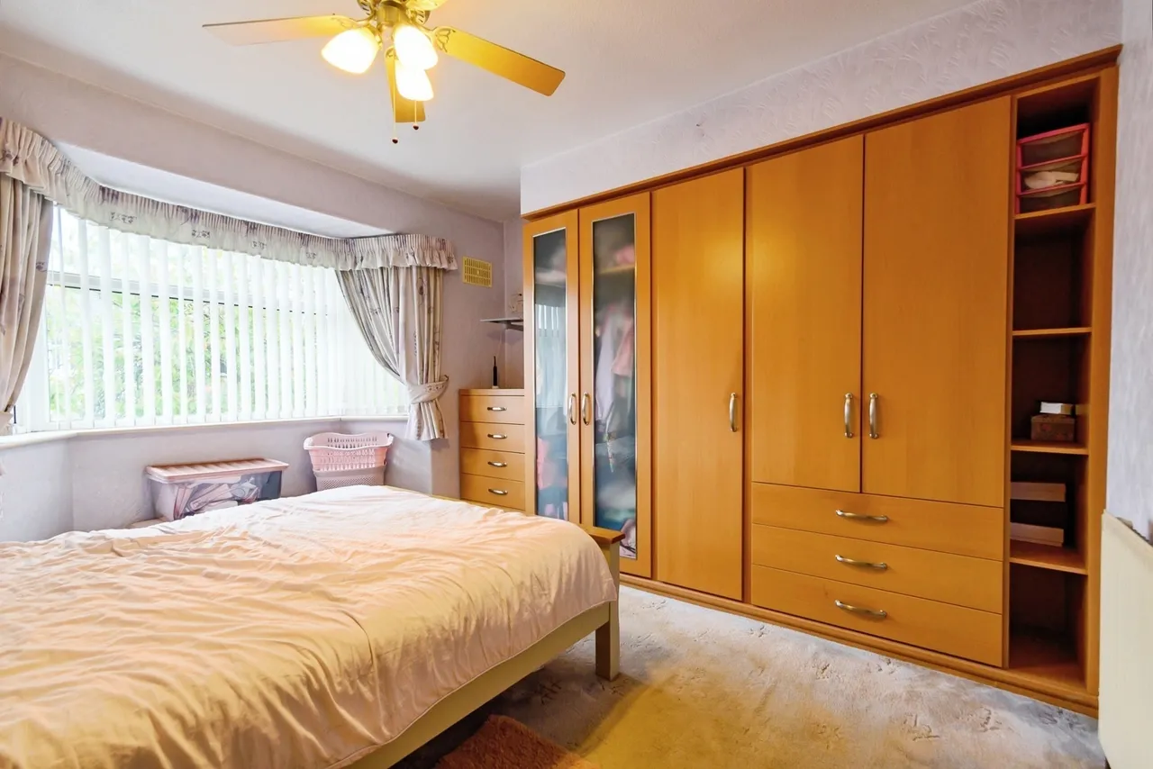 Douglas Avenue, Bury, BL8, photo 11