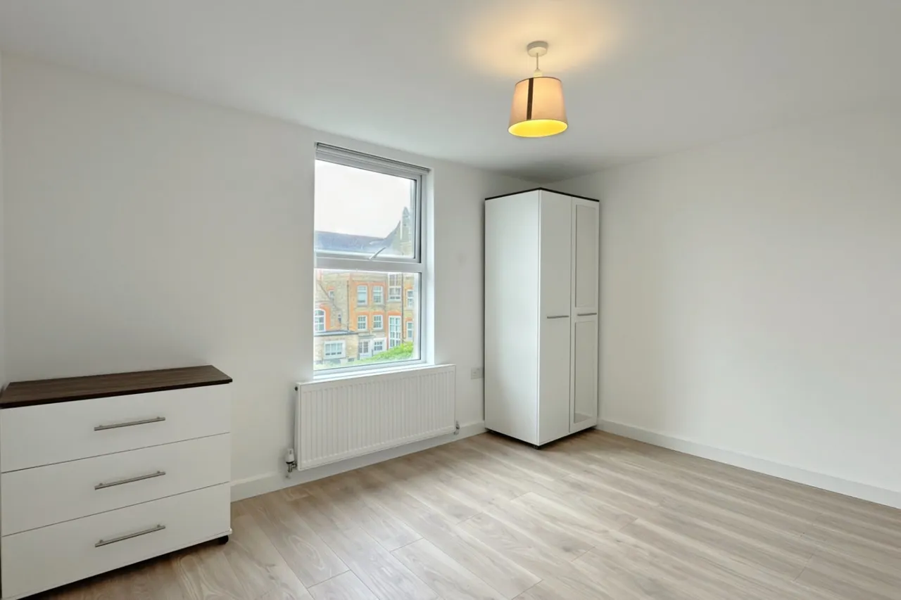 flat to rent — Fransfield Grove, London, SE26