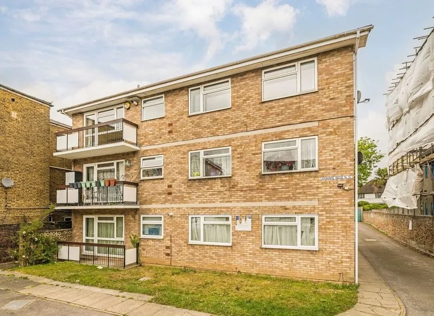 2 bed flat for sale — Surbiton Road, Kingston Upon Thames, KT1