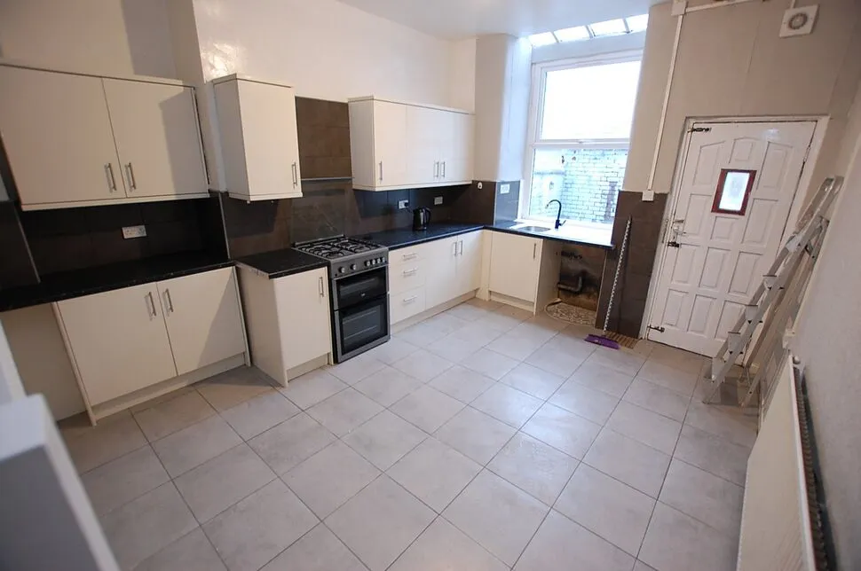 Beauchamp Street, Ashton-under-Lyne, OL6, photo 4