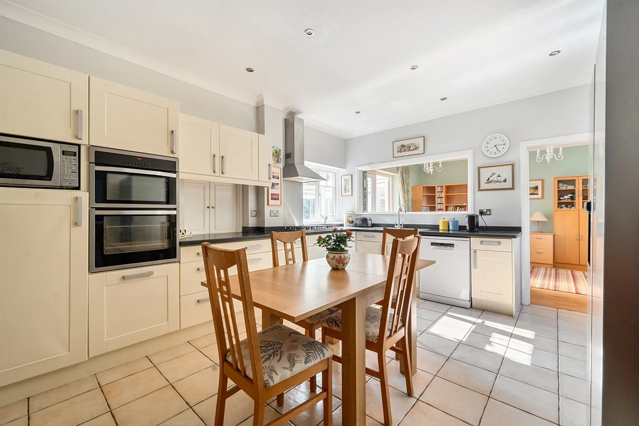 Lansdowne Road, Angmering, BN16, photo 8